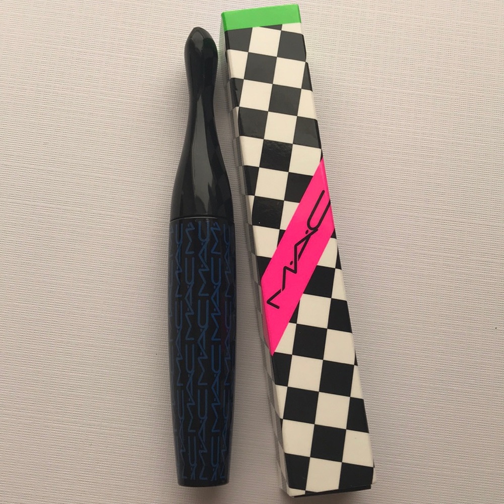 New Mac Le In Extreme Dimension Lash Hold for 10